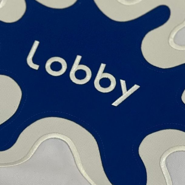 Brindes para o Dia dos Pais corporativo em cima de uma mesa